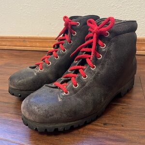 Vintage Pivetta Hiking Outdoor Boots Italy Suede Vibram Soles Women’s 7.5
